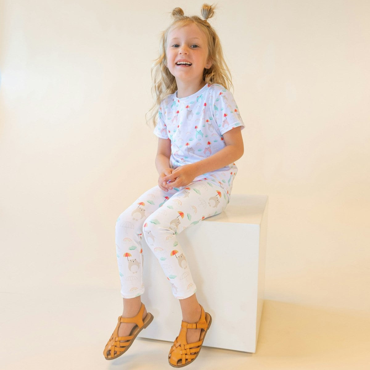 kids leggings with a cute bear set