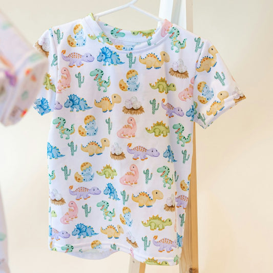 kids tee with cute dinos
