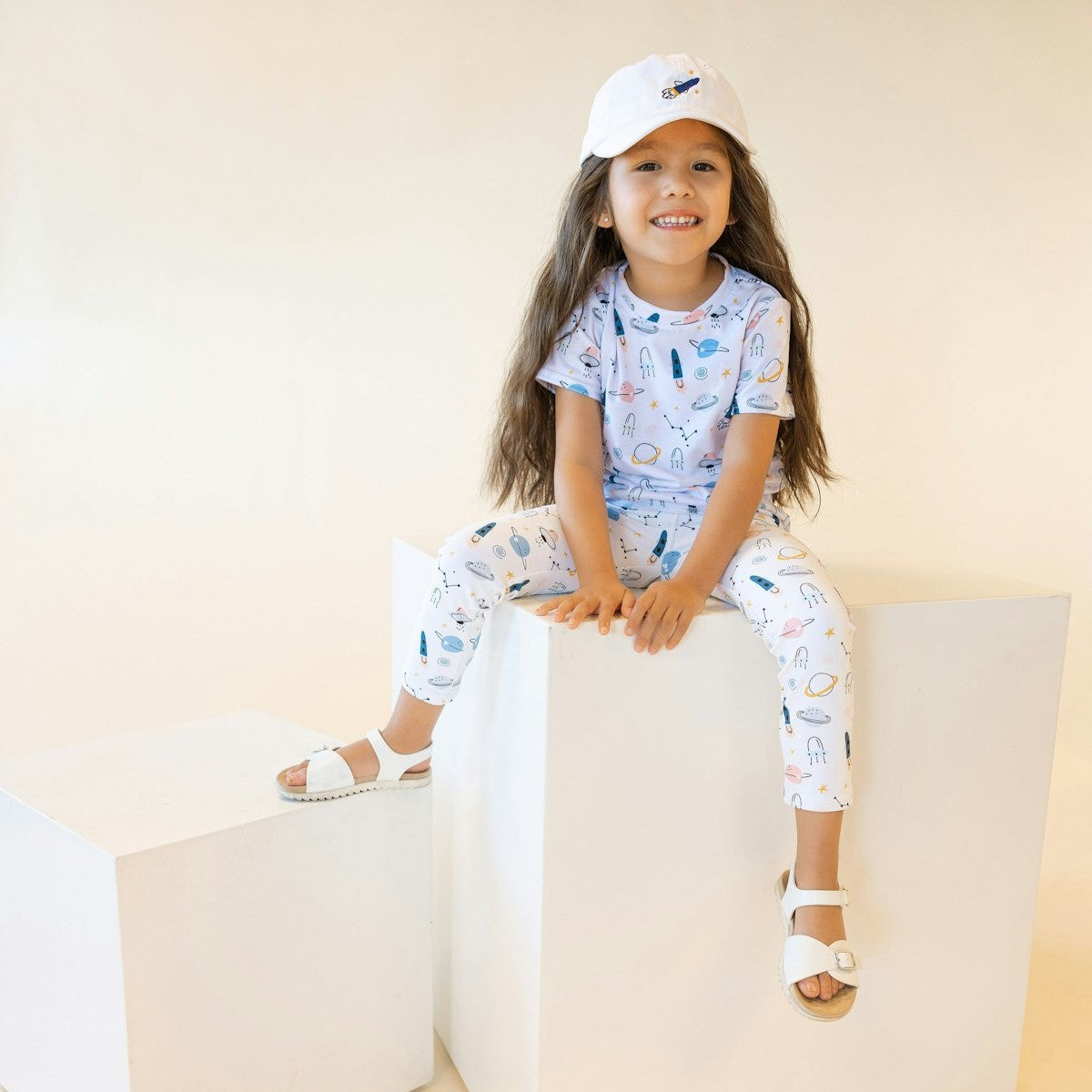 kids leggings with space design