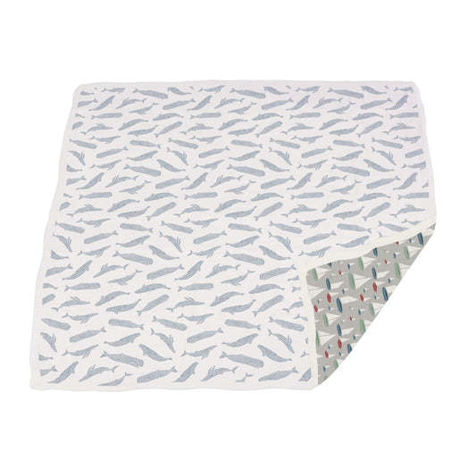 Detail of a baby reversible blanket