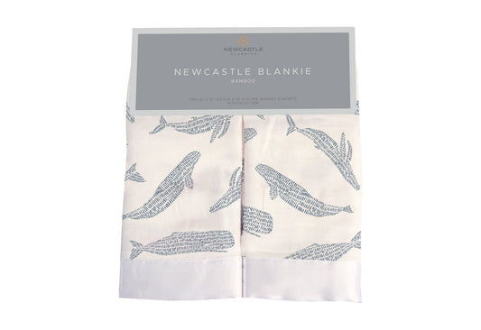 Set of two kids blankets with whales